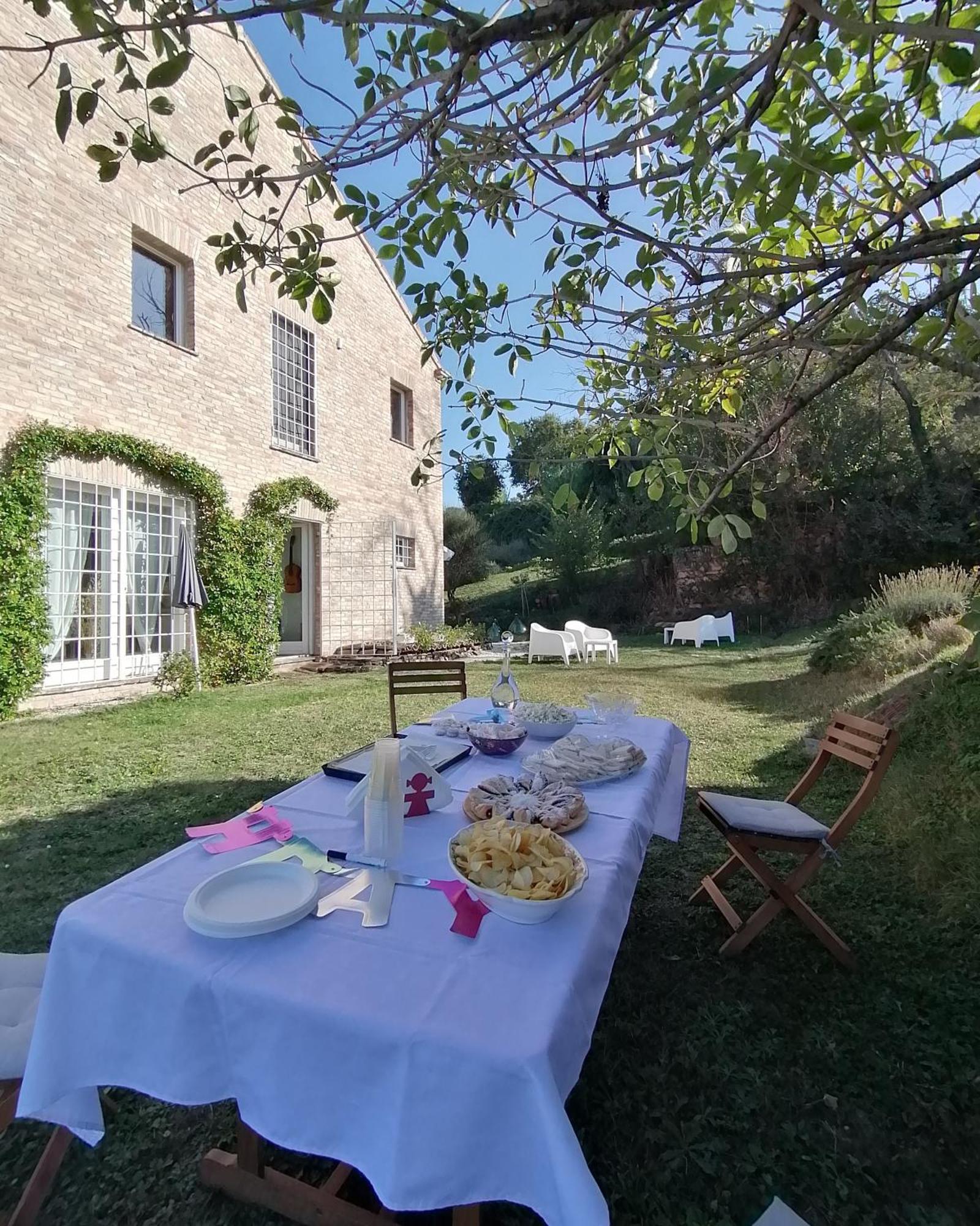 Il Giardino Nella Valle Belvedere Ostrense Exteriör bild